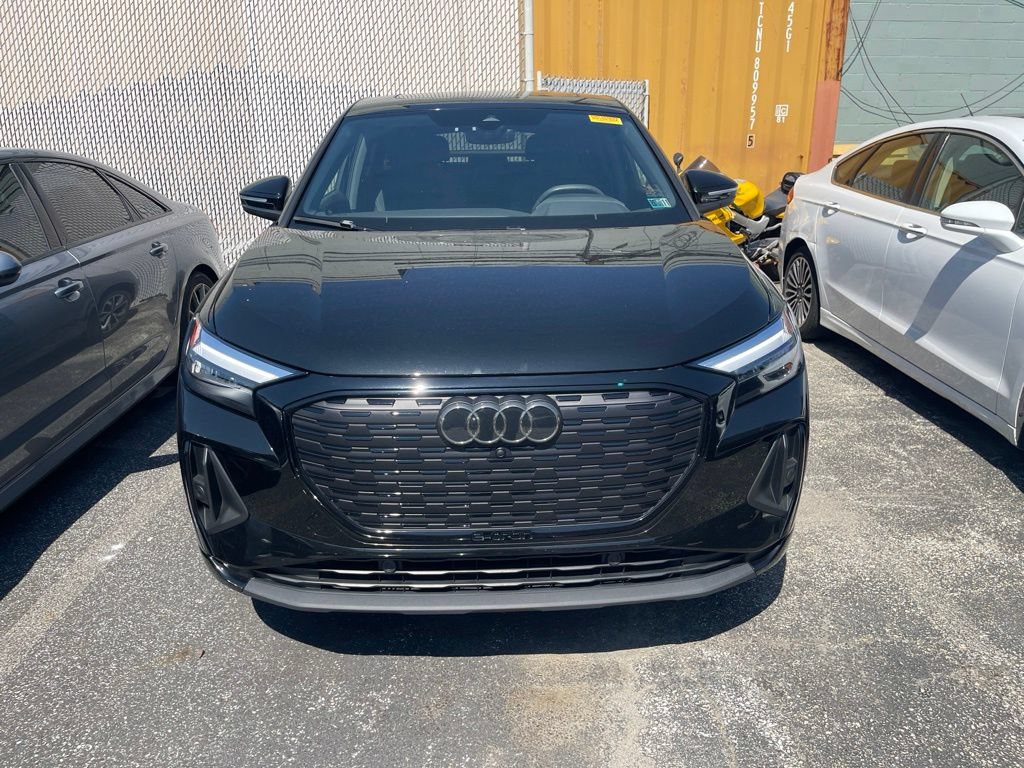 Certified 2023 Audi Q4 e-tron Premium Plus w/ Premium Plus AWD/4WD image 2