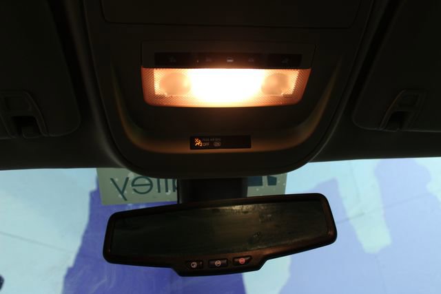 Used 2016 GMC Canyon SLE w/ All Terrain Package image 20