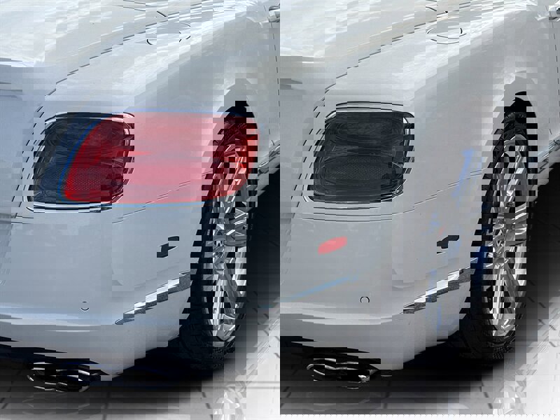 Used 2015 Bentley Continental GT image 14