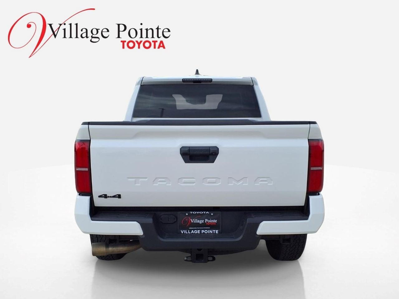 Used 2024 Toyota Tacoma TRD Off-Road AWD/4WD image 4