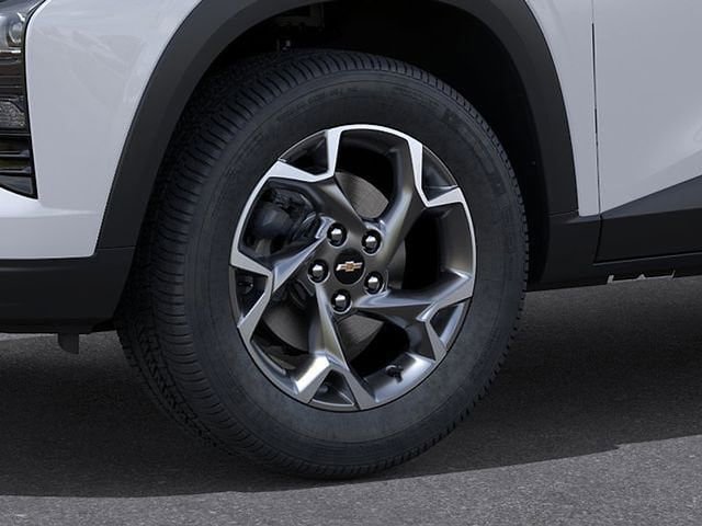 New 2026 Chevrolet Trax LT w/ LT Convenience Package FWD image 9