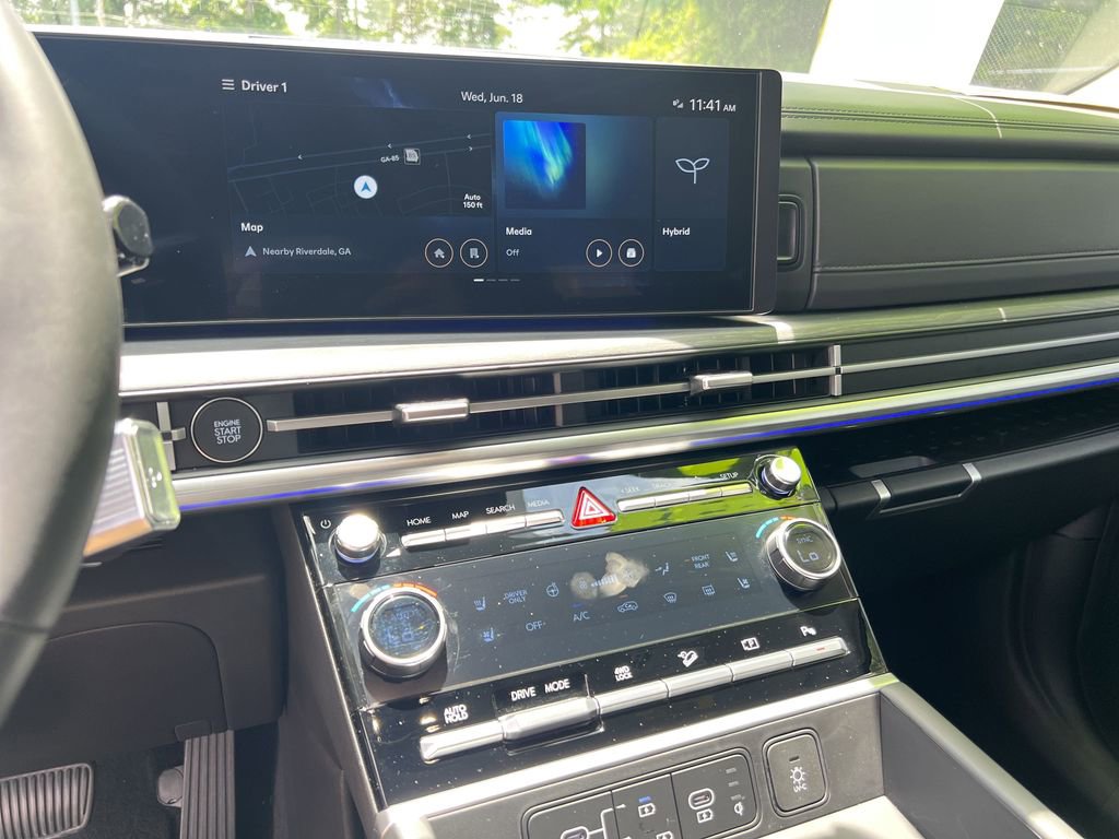 Used 2024 Hyundai Santa Fe Limited image 34