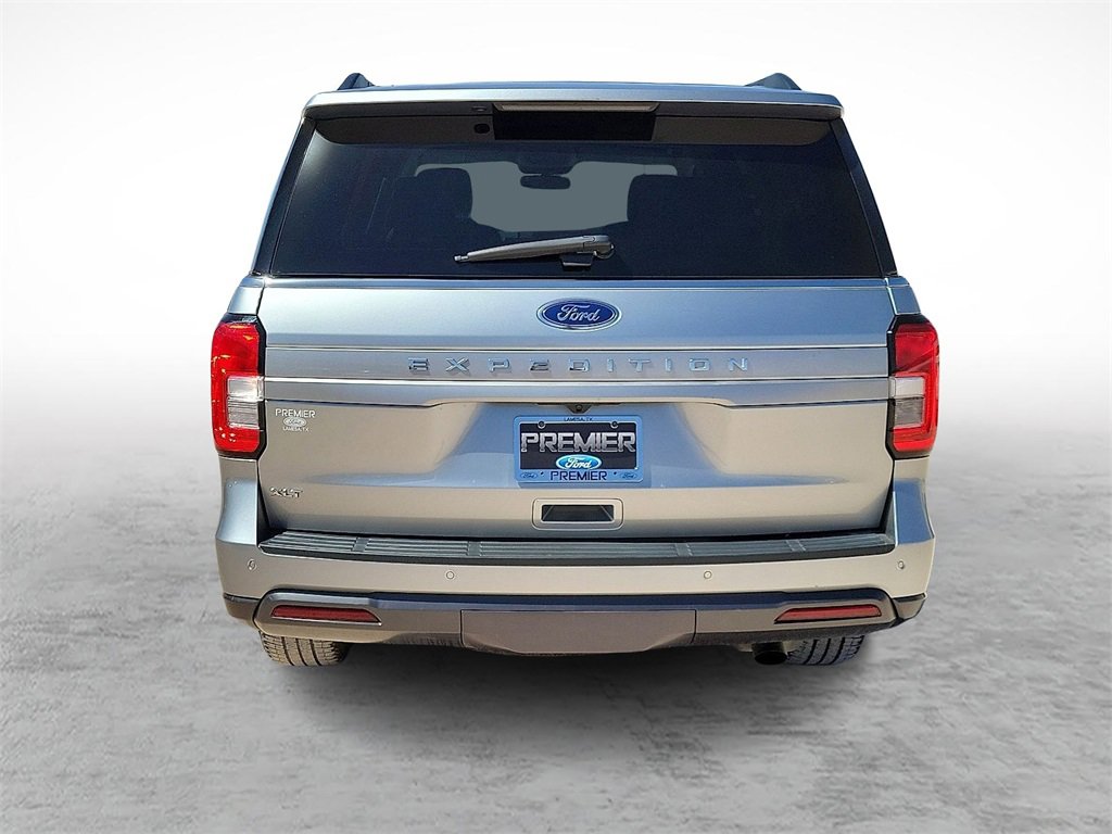 Used 2022 Ford Expedition XLT image 9