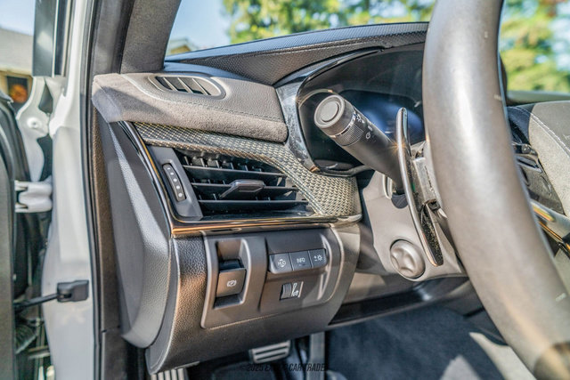 Used 2018 Cadillac CTS V w/ Luxury Package image 26