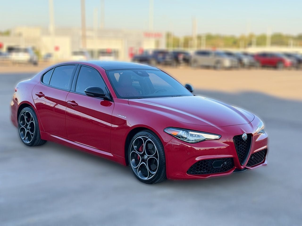 Used 2022 Alfa Romeo Giulia Veloce RWD image 5