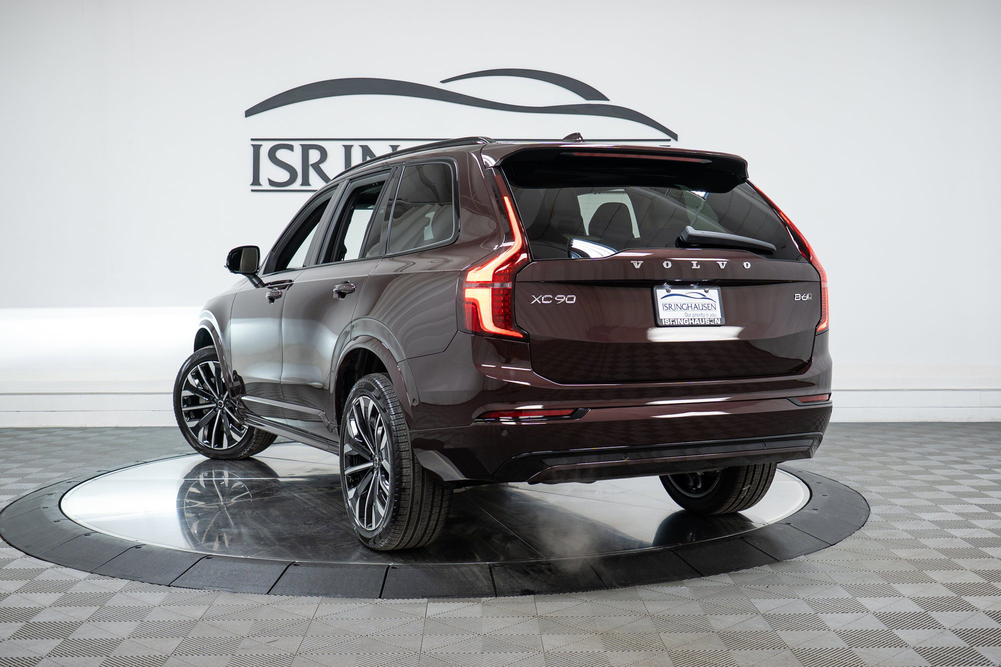 New 2026 Volvo XC90 B6 Ultra w/ Protection Package image 29