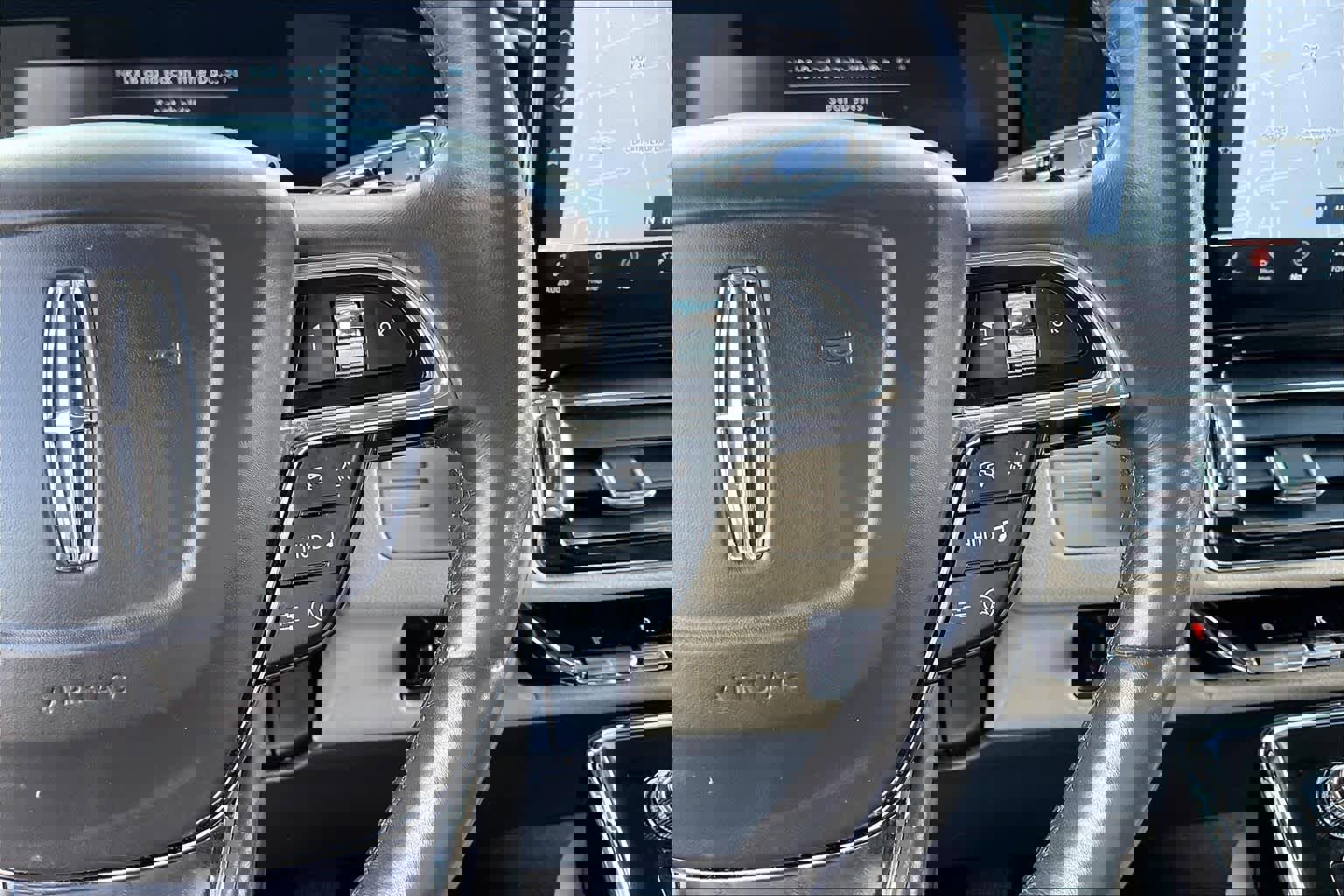 Used 2023 Lincoln Navigator Reserve image 21