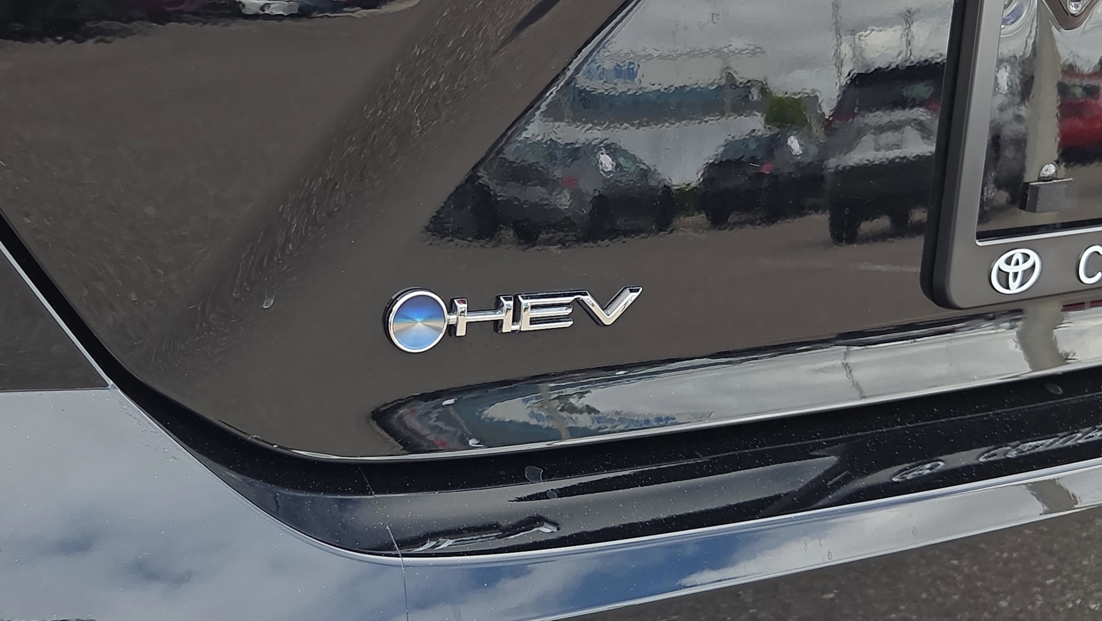 Used 2025 Toyota Camry SE FWD image 29