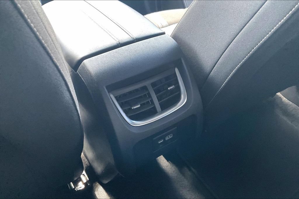 Used 2023 Chevrolet Blazer LT w/ Midnight/Sport Edition FWD image 10