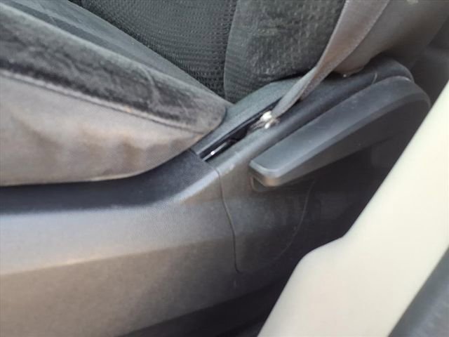 Used 2019 Dodge Grand Caravan SE w/ UConnect Hands-Free Group image 22