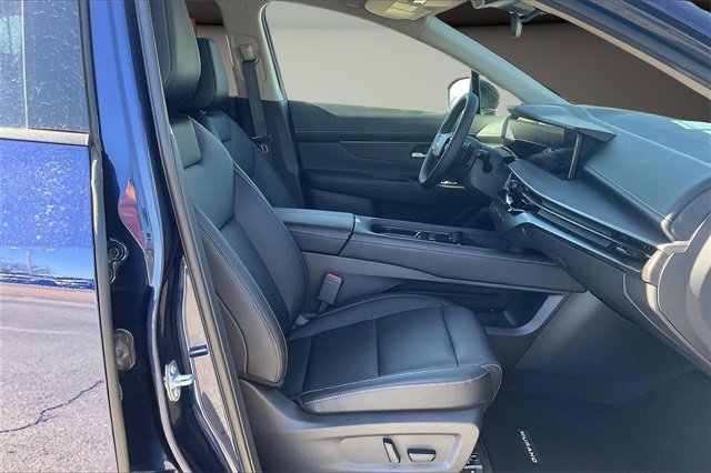 Certified 2025 Nissan Murano SV image 7