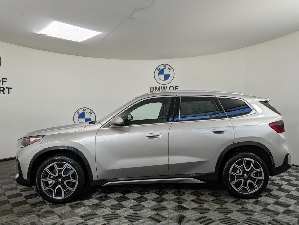 New 2026 BMW X1 xDrive28i w/ Convenience Package AWD/4WD image 9
