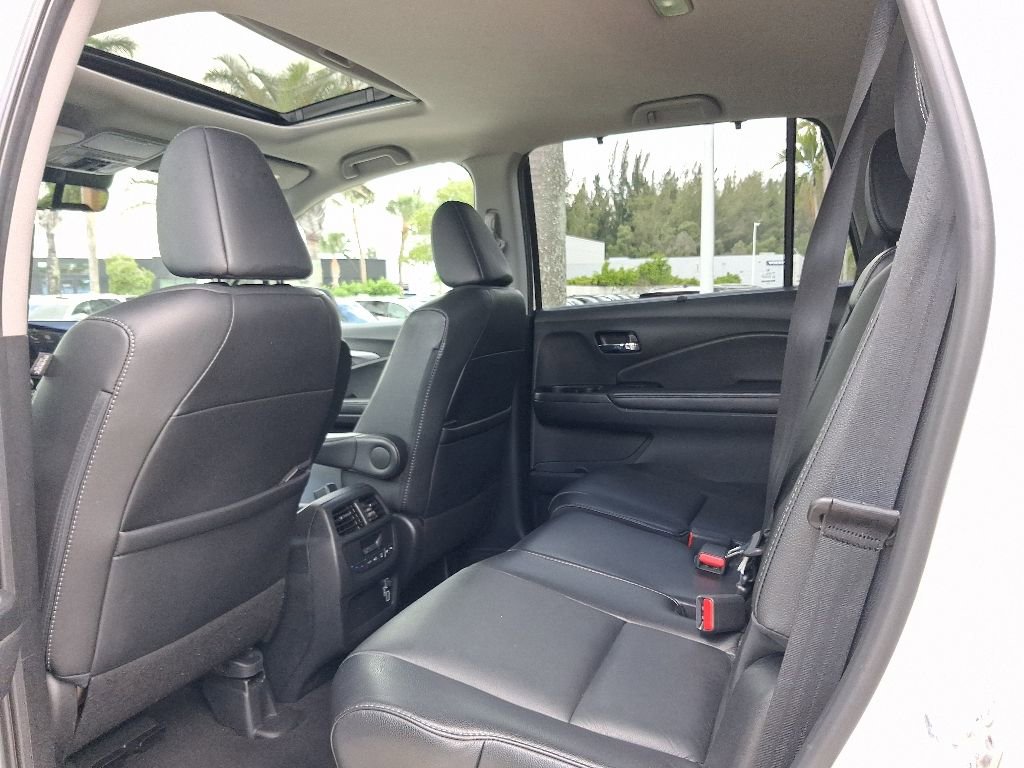 Used 2021 Honda Pilot Special Edition image 7