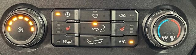Used 2018 Ford F150 XLT w/ Equipment Group 302A Luxury AWD/4WD image 38