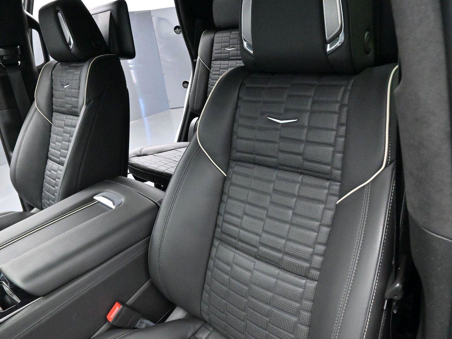 Certified 2023 Cadillac Escalade V AWD/4WD image 18