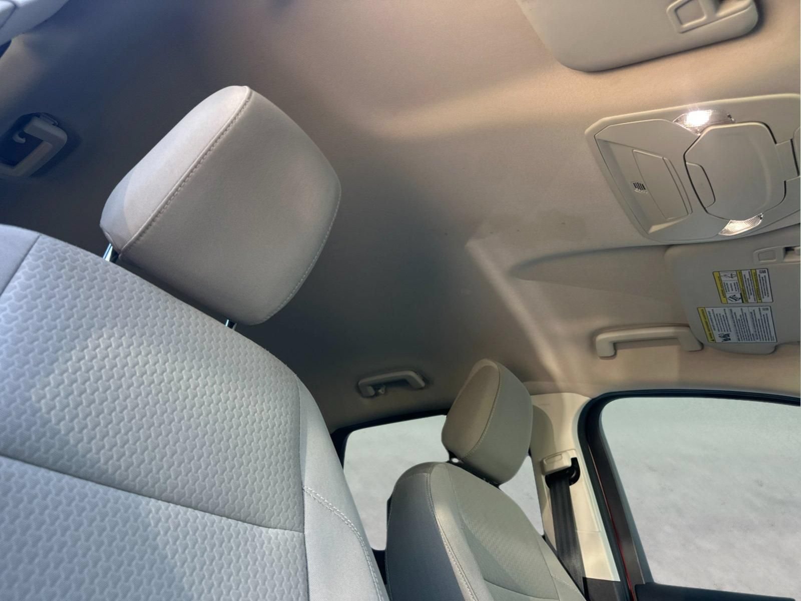 Used 2019 Ford Escape SE FWD image 17