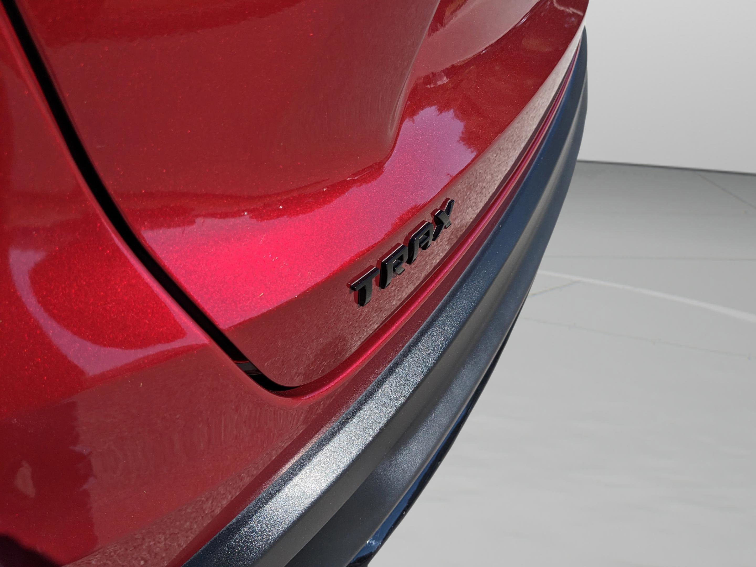 Used 2024 Chevrolet Trax RS image 34