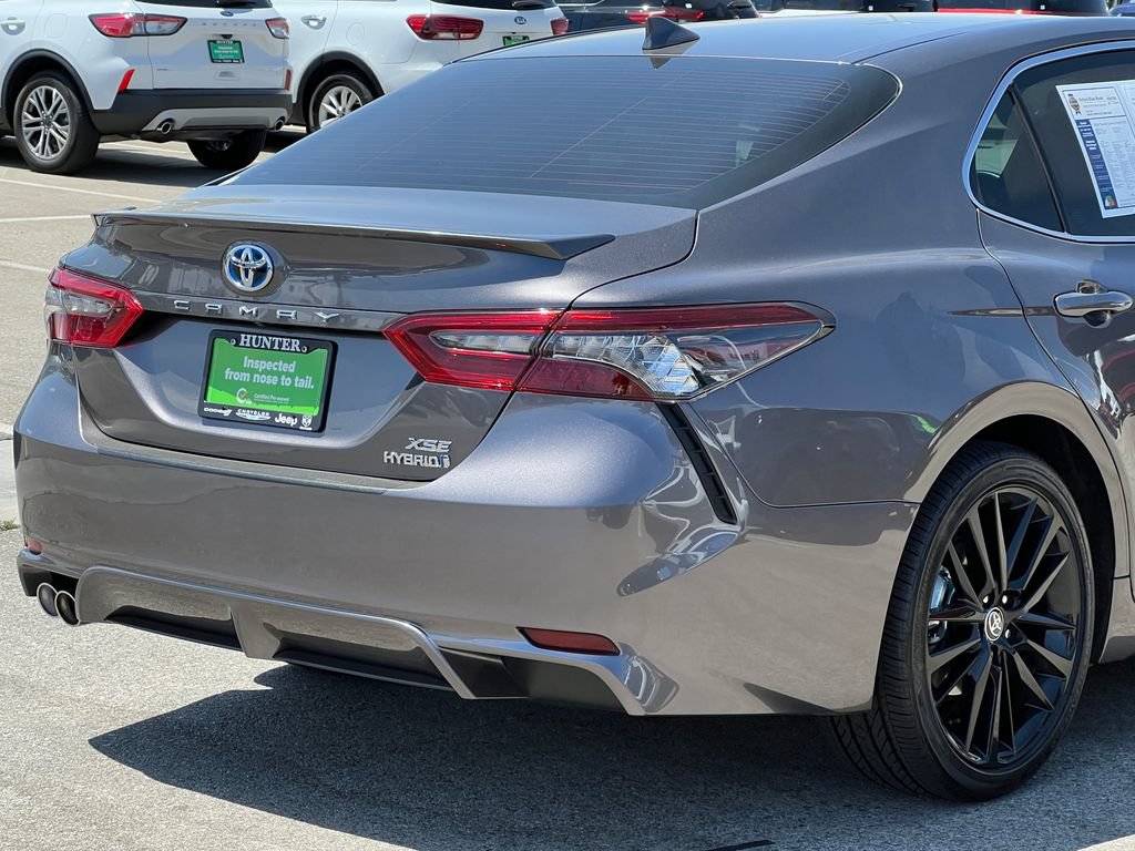 Used 2024 Toyota Camry XSE FWD image 8