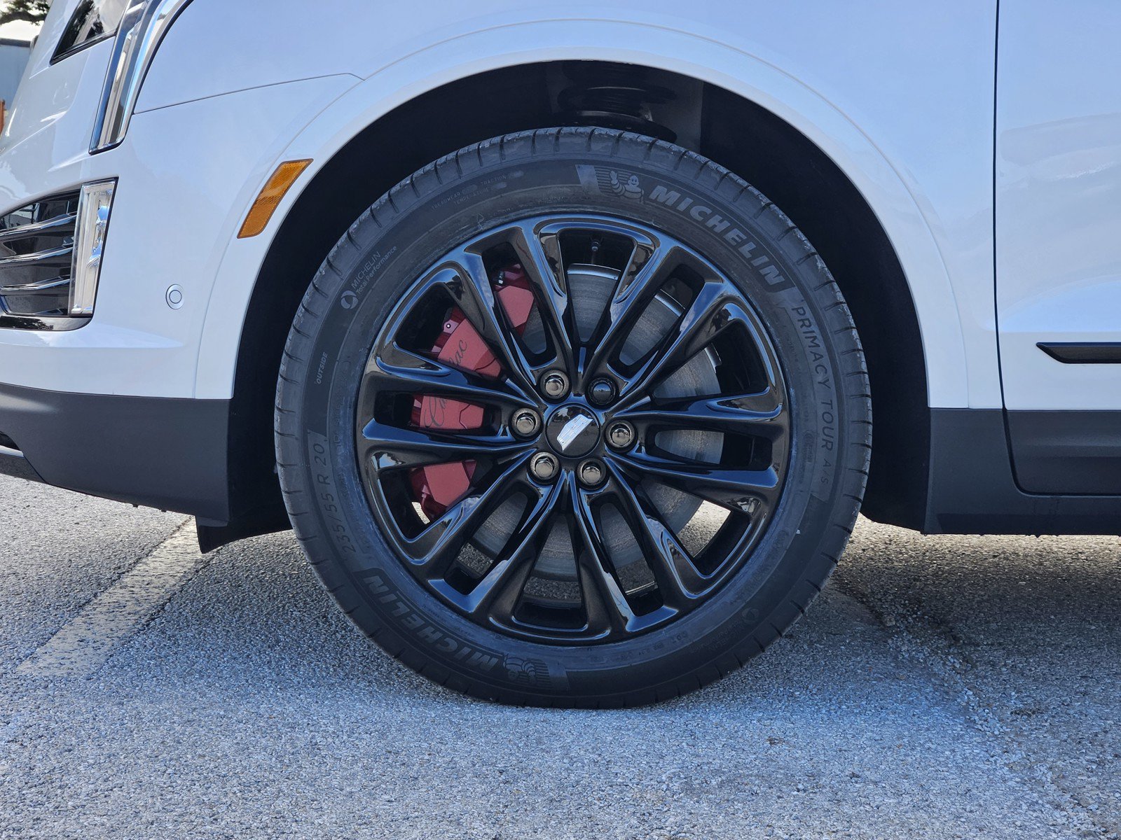 New 2026 Cadillac XT5 Sportv w/ LPO, Onyx Lite Package AWD/4WD image 7