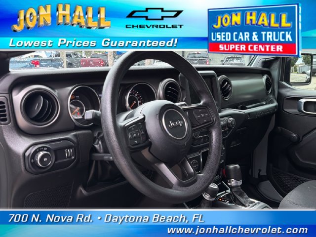 Used 2023 Jeep Wrangler Sport AWD/4WD image 19