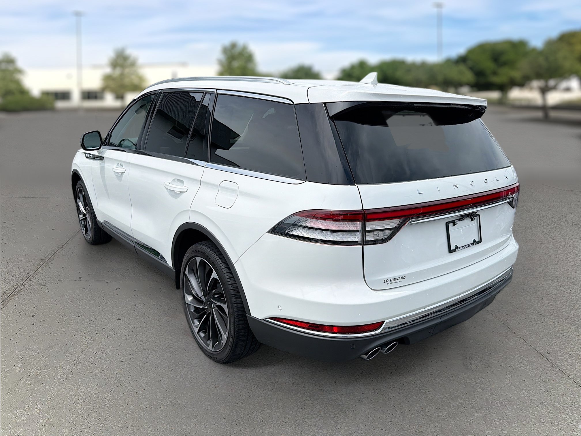 Certified 2020 Lincoln Aviator Reserve w/ Equipment Group 202A AWD/4WD image 5