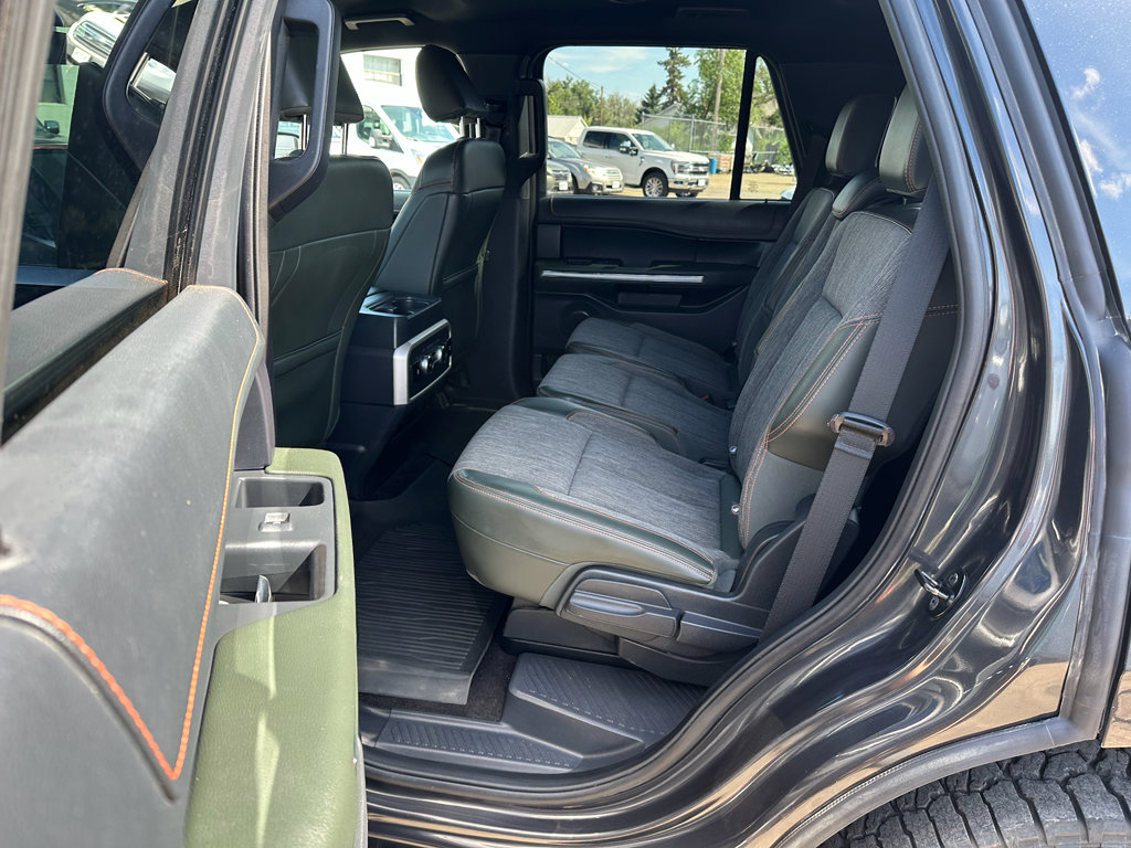 Used 2022 Ford Expedition Timberline image 9