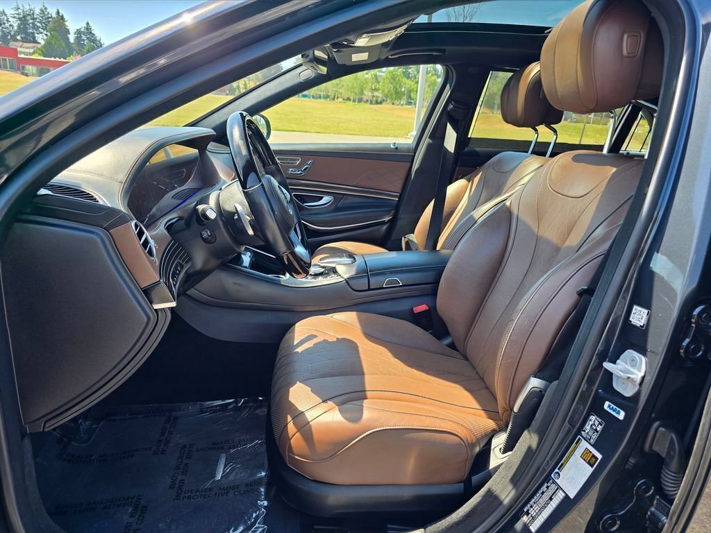 Used 2018 Mercedes-Benz S 560 Sedan w/ Premium Package image 10