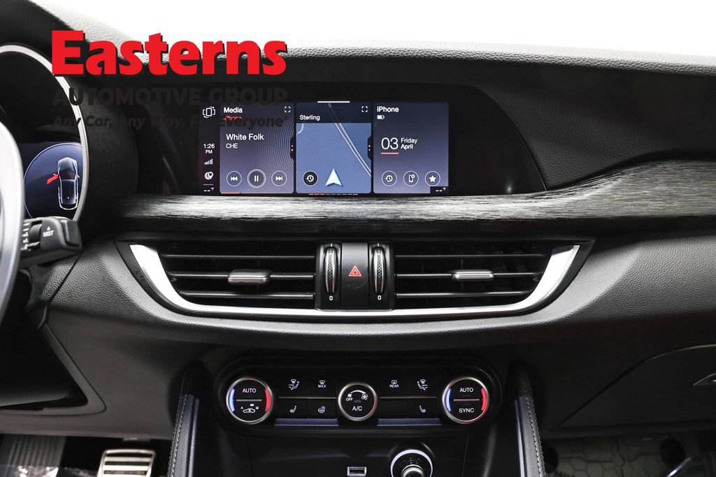 Used 2024 Alfa Romeo Stelvio Sprint AWD/4WD image 12