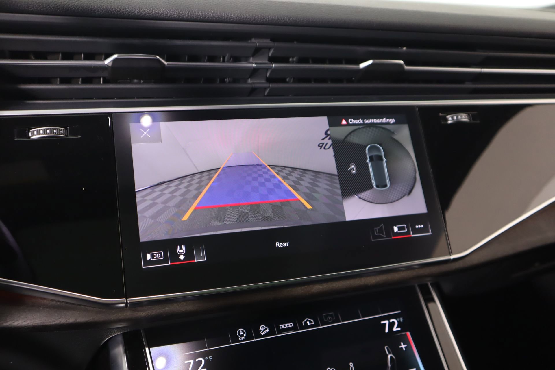 Used 2022 Audi Q8 Premium Plus AWD/4WD image 6
