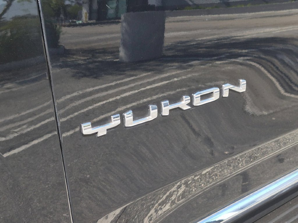 Used 2021 GMC Yukon XL SLT w/ Rear Media and Nav Package AWD/4WD image 34