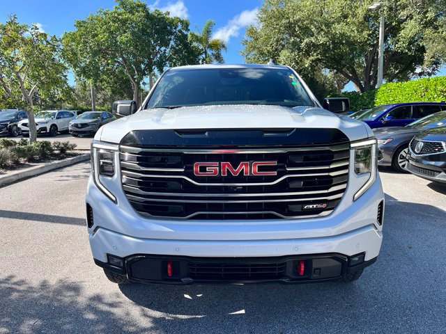 Used 2025 GMC Sierra 1500 AT4 w/ AT4 Premium Package AWD/4WD image 2