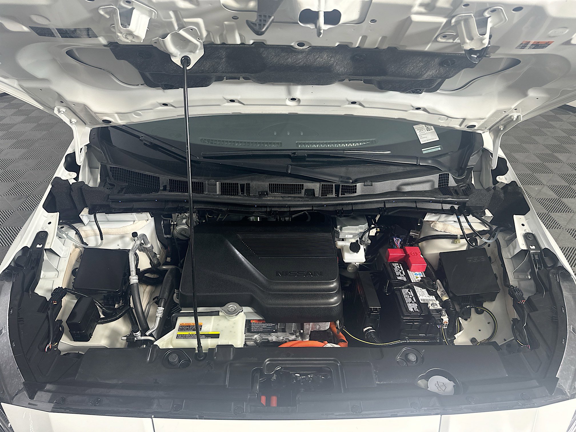 Used 2024 Nissan Leaf S FWD image 33