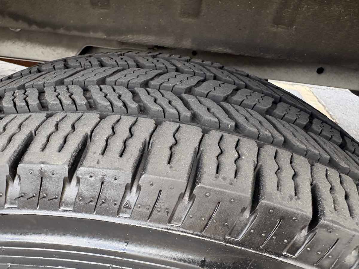 Used 2023 Ford Transit 250 148 High Roof Extended w/ Load Area Protection Package RWD image 12