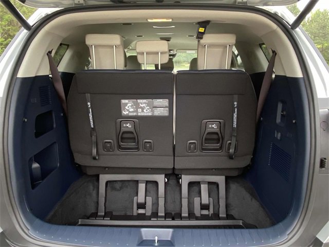 New 2025 Kia Carnival EX image 28