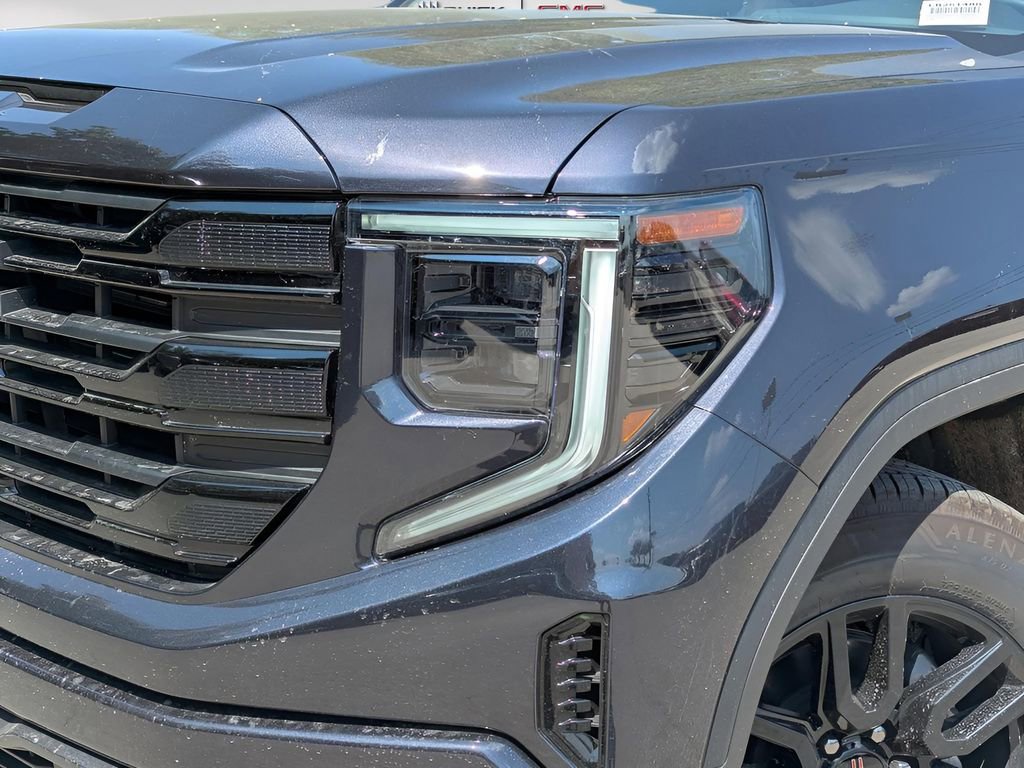 New 2025 GMC Sierra 1500 Elevation image 3