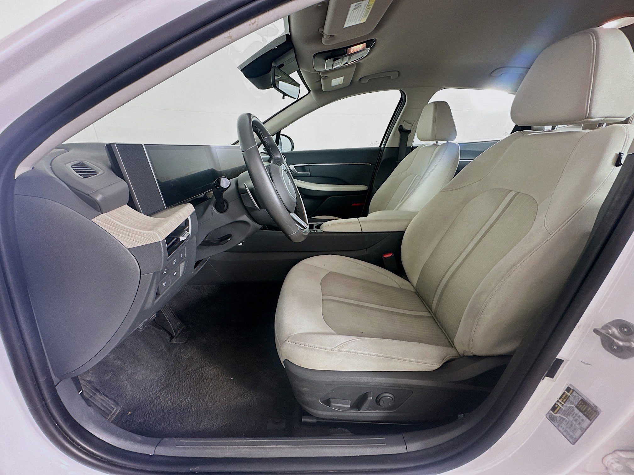 Used 2025 Hyundai Sonata SEL image 13