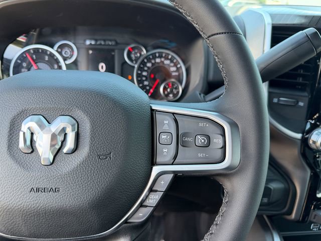 New 2026 RAM 3500 Big Horn AWD/4WD image 19