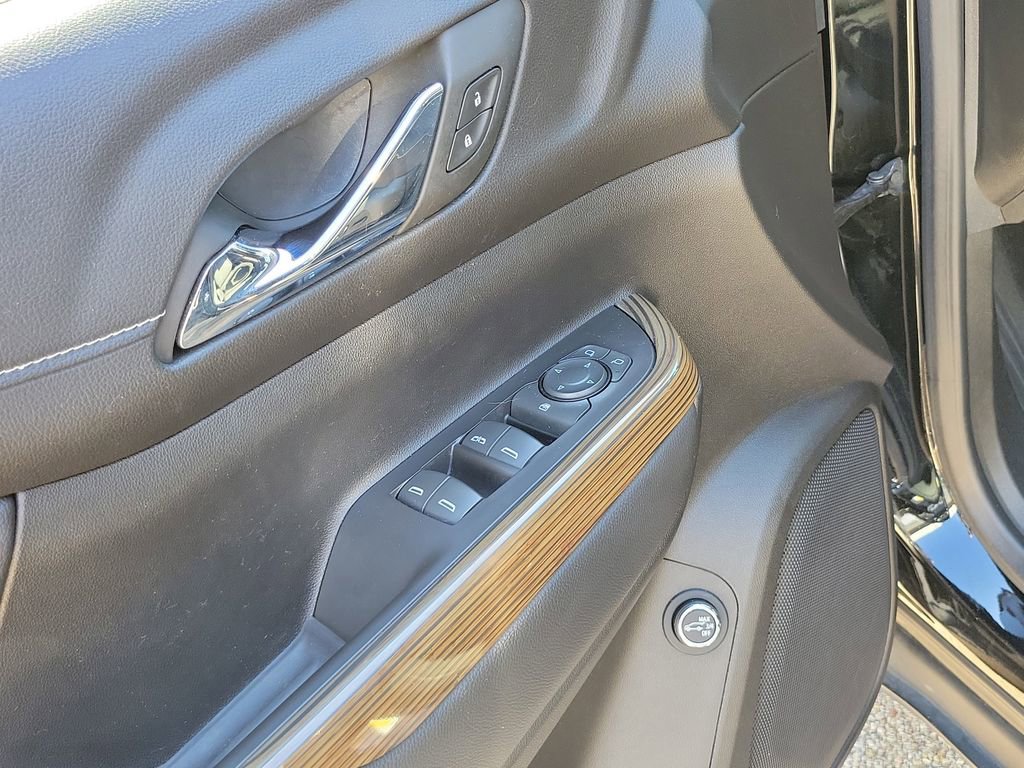 Used 2023 GMC Acadia SLE w/ Driver Convenience Package image 22