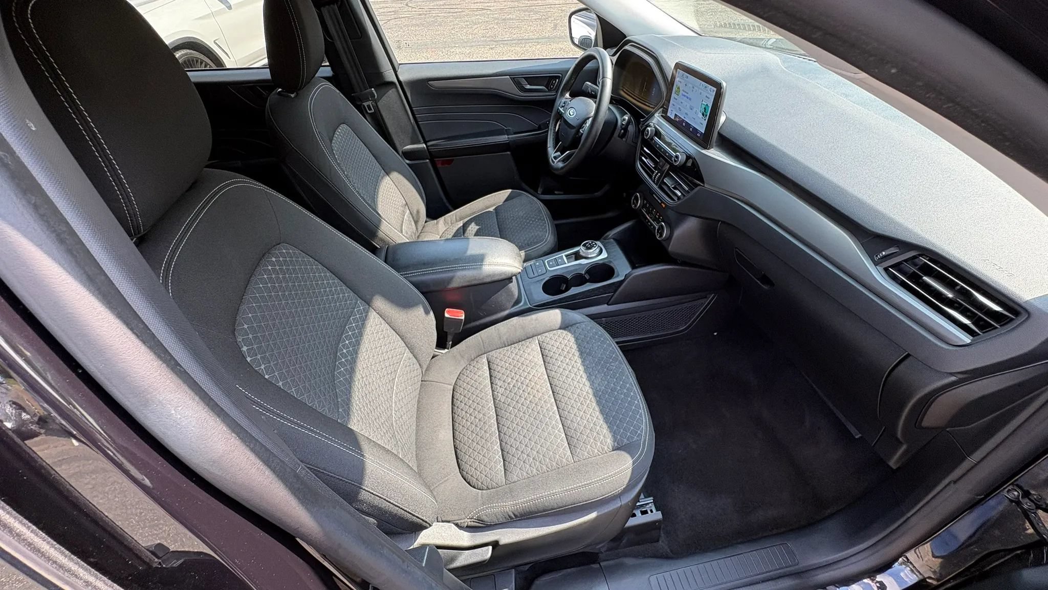 Used 2023 Ford Escape Active AWD/4WD image 39