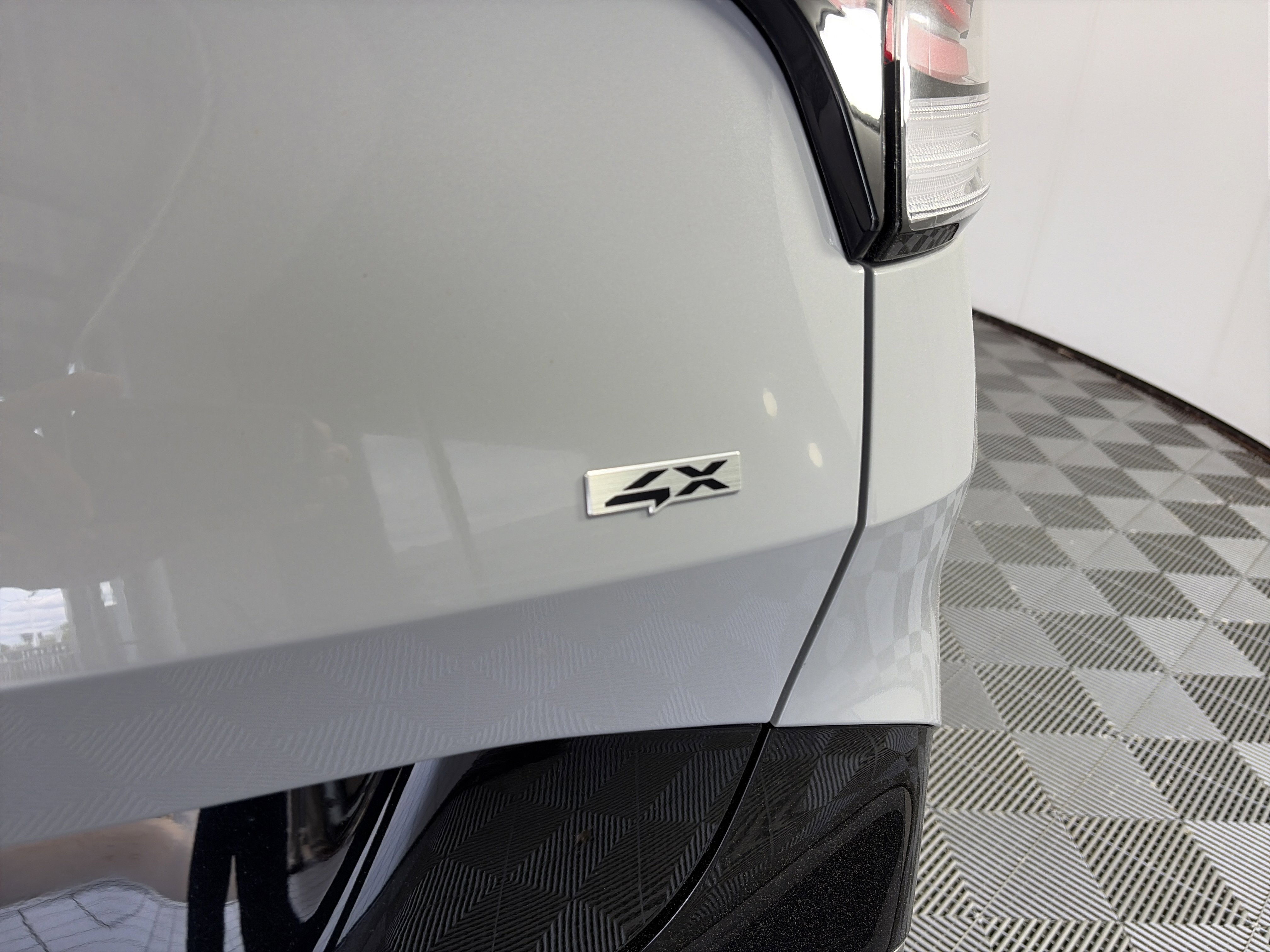 Certified 2024 Kia Sportage SX AWD/4WD image 18