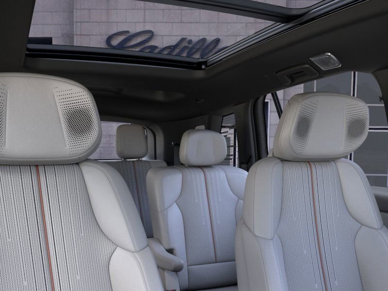New 2026 Cadillac Vistiq Luxury w/ LPO, Floor Liner Package image 24