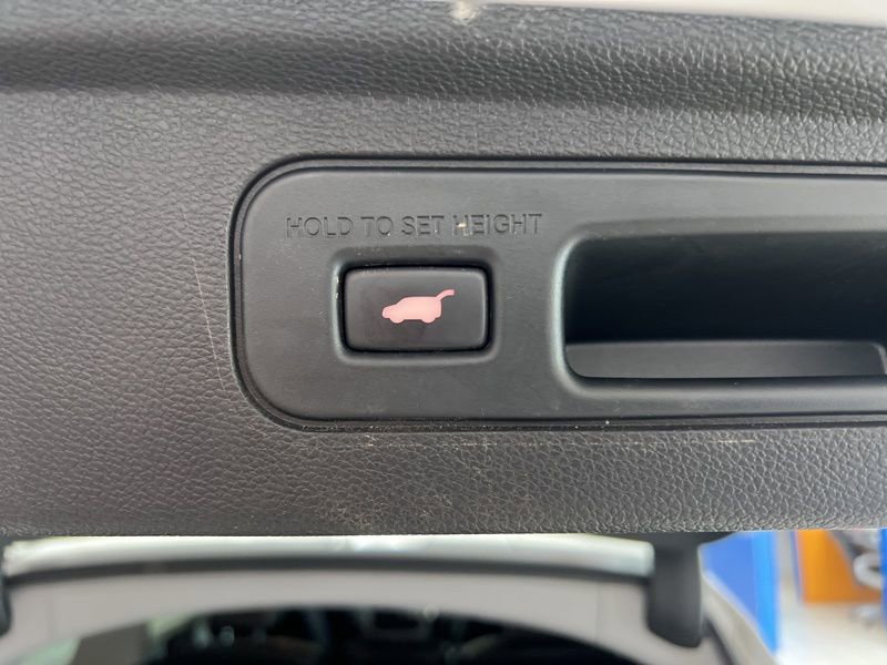 Used 2024 Honda Odyssey Elite image 9