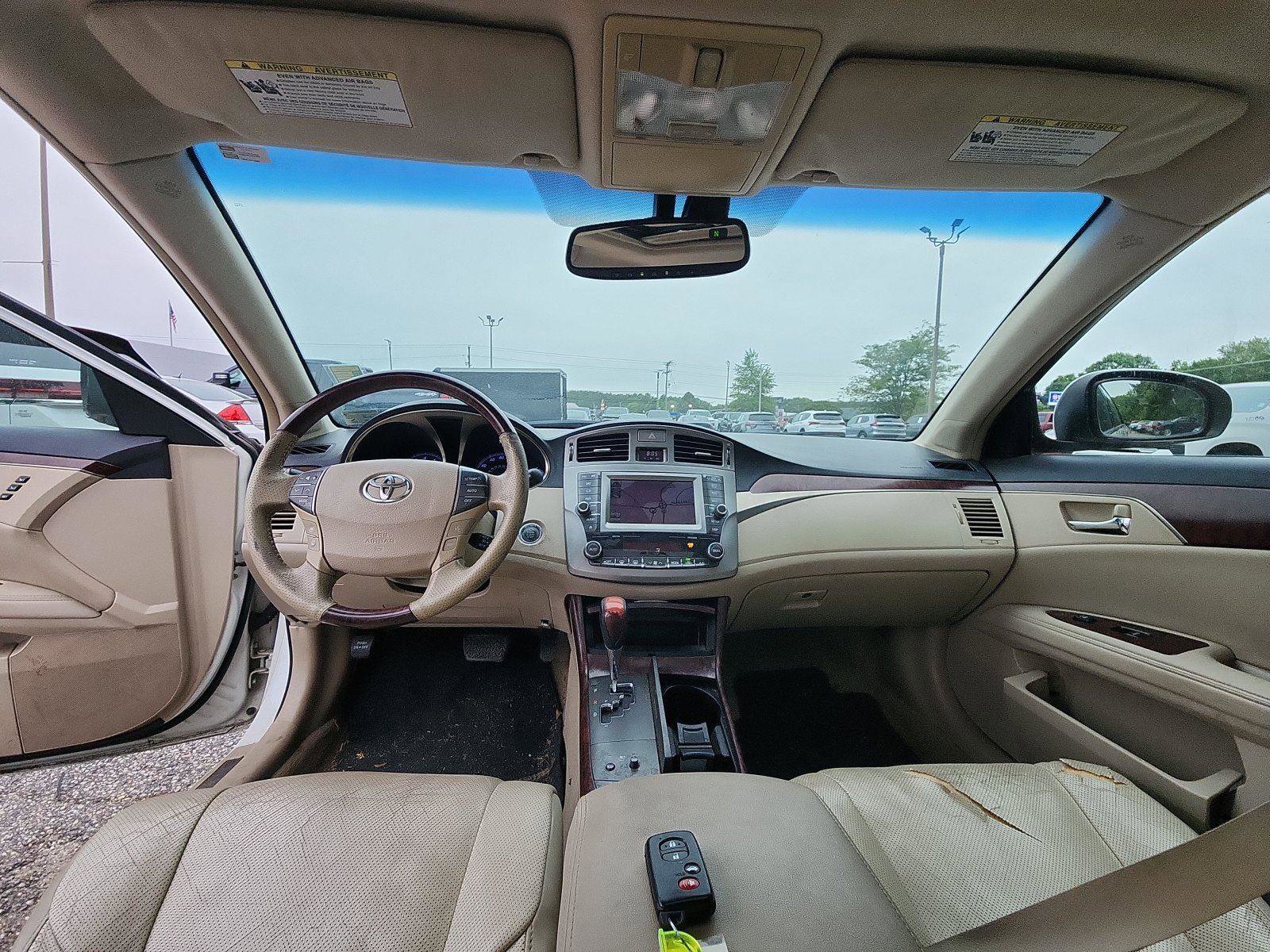 Used 2011 Toyota Avalon Limited FWD image 21