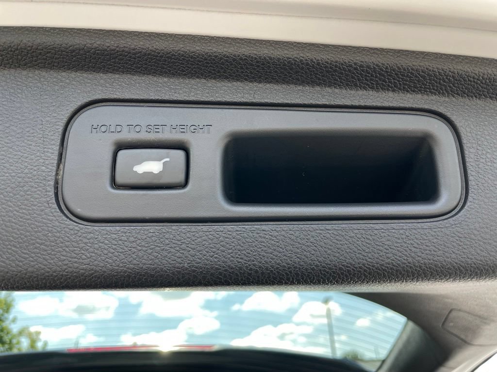Certified 2024 Honda Odyssey Touring image 46