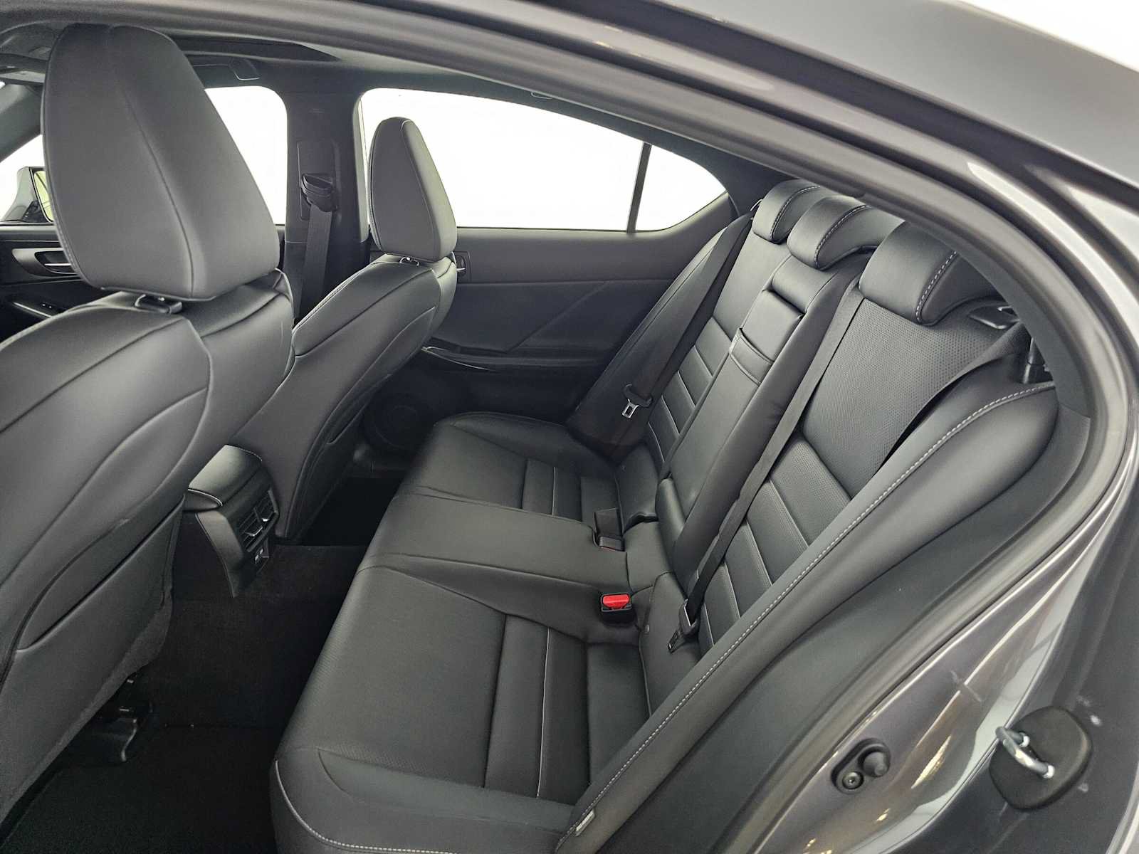 Used 2026 Lexus IS 350 F Sport RWD image 16