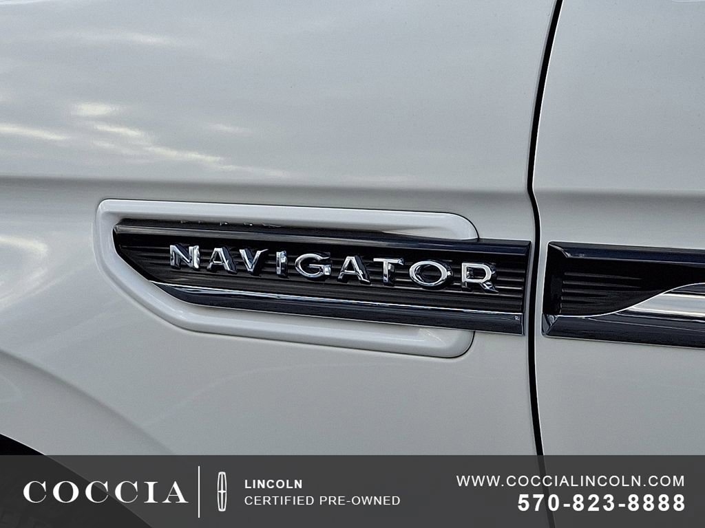 Certified 2024 Lincoln Navigator Black Label AWD/4WD image 30
