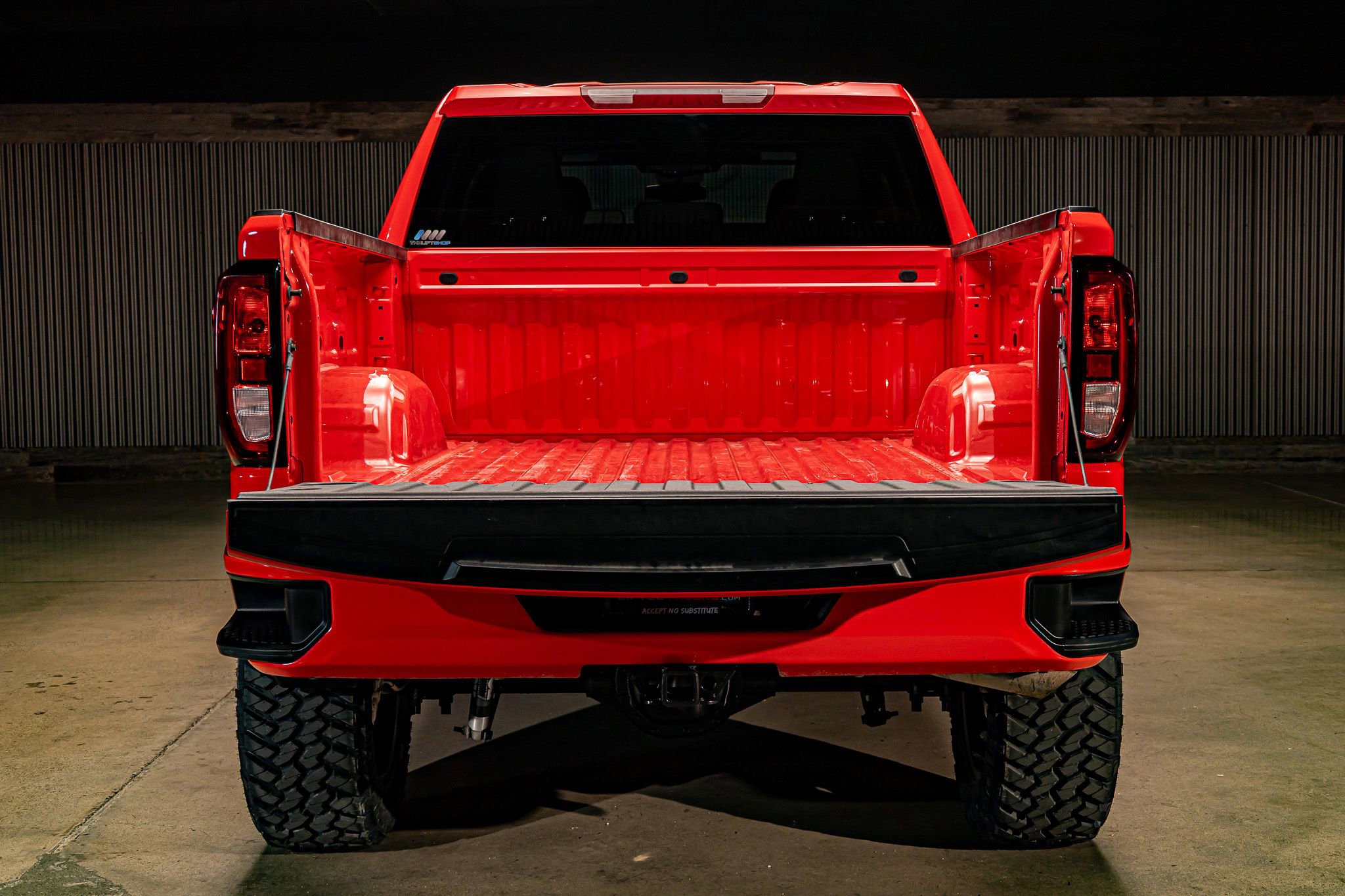 Used 2025 GMC Sierra 1500 Elevation image 9