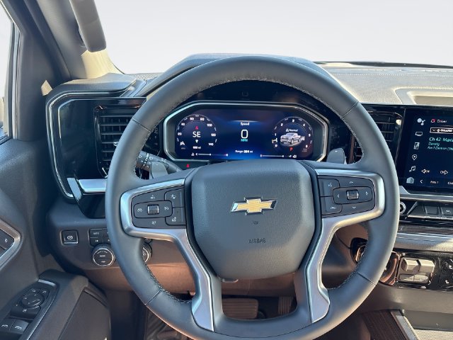 Used 2026 Chevrolet Silverado 1500 LT w/ Z71 Off-Road Package AWD/4WD image 14