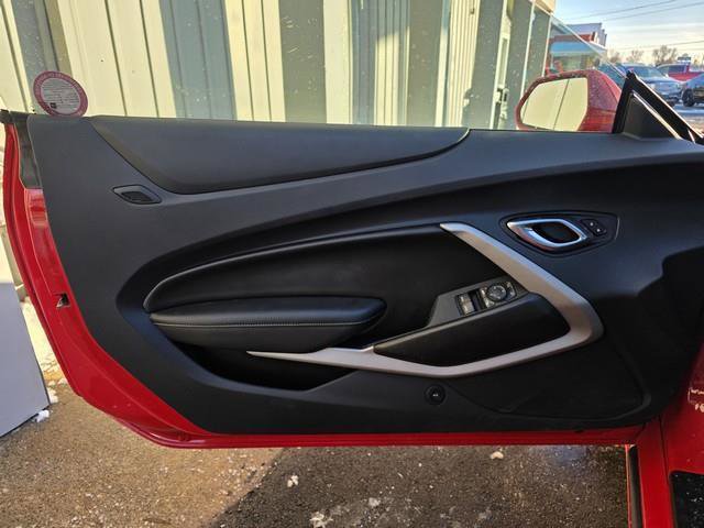 Used 2023 Chevrolet Camaro LT image 10