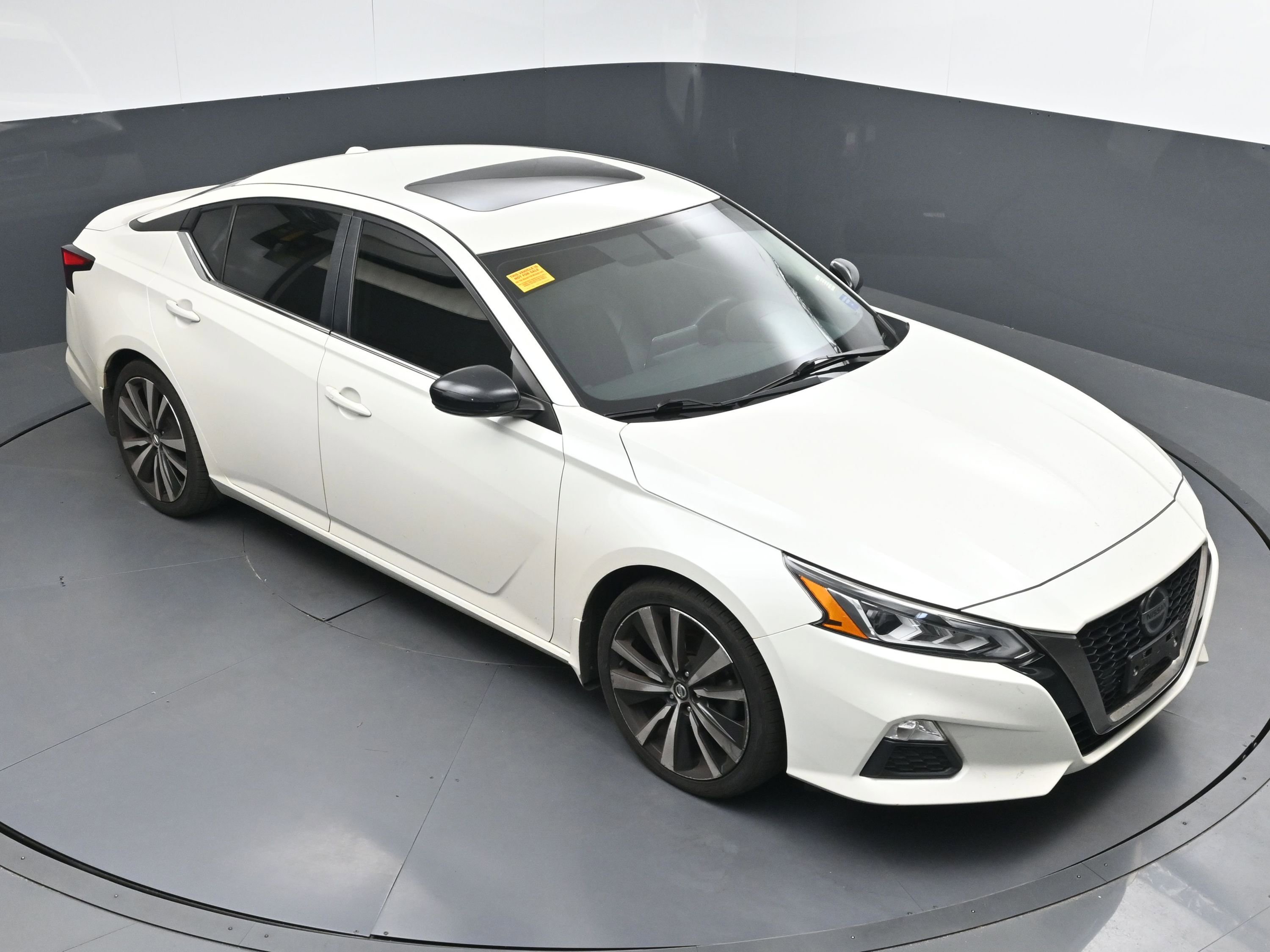 Used 2019 Nissan Altima 2.5 SR w/ SR Premium Package image 32